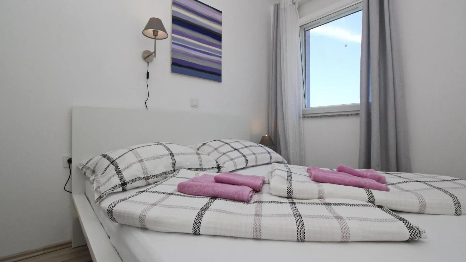 Apartment Ferienwohnung In Baska Mit Eigenem Balkon - B59640